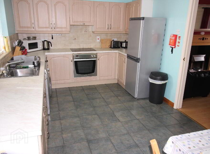 5 Edinburgh Mews, Lisburn Road, Belfast, BT9 7EQ