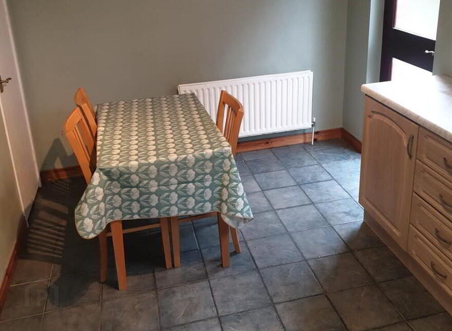 5 Edinburgh Mews, Lisburn Road, Belfast, BT9 7EQ