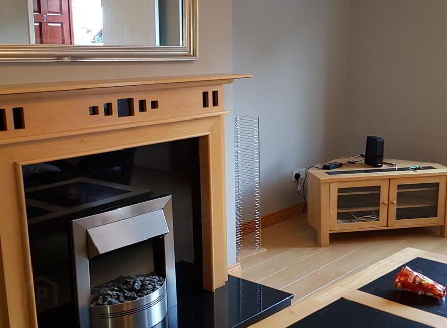 5 Edinburgh Mews, Lisburn Road, Belfast, BT9 7EQ