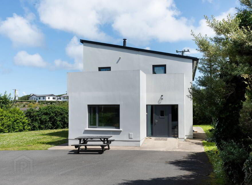 3 Sandhill, Dunfanaghy, F92H5P8