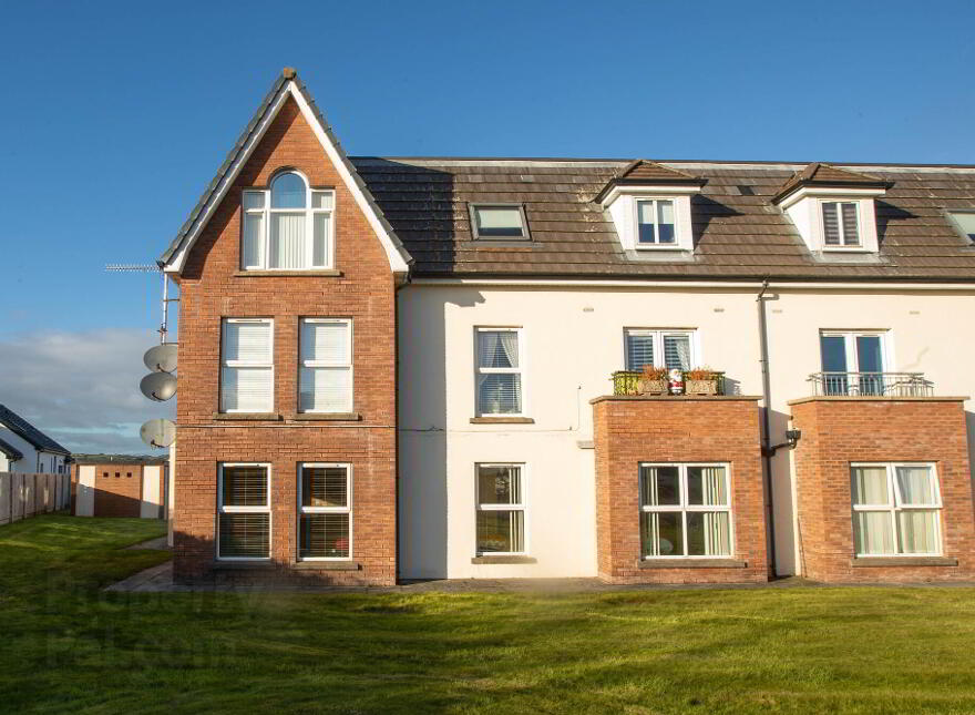 4 Boulevard Park, Newcastle, BT33 0GH photo