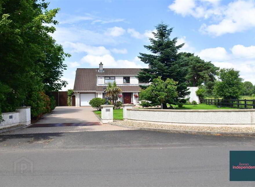 25 Quarrytown Road, Broughshane, BT43 7LB