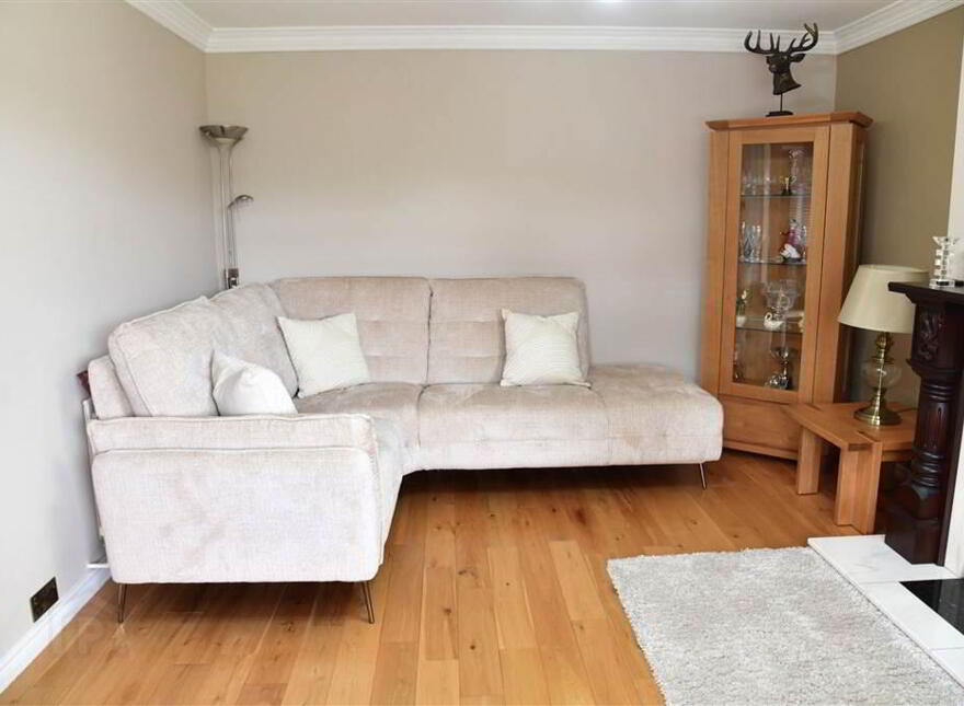 25 Quarrytown Road, Broughshane, BT43 7LB