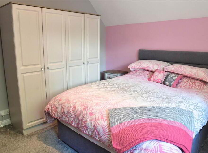 25 Quarrytown Road, Broughshane, BT43 7LB