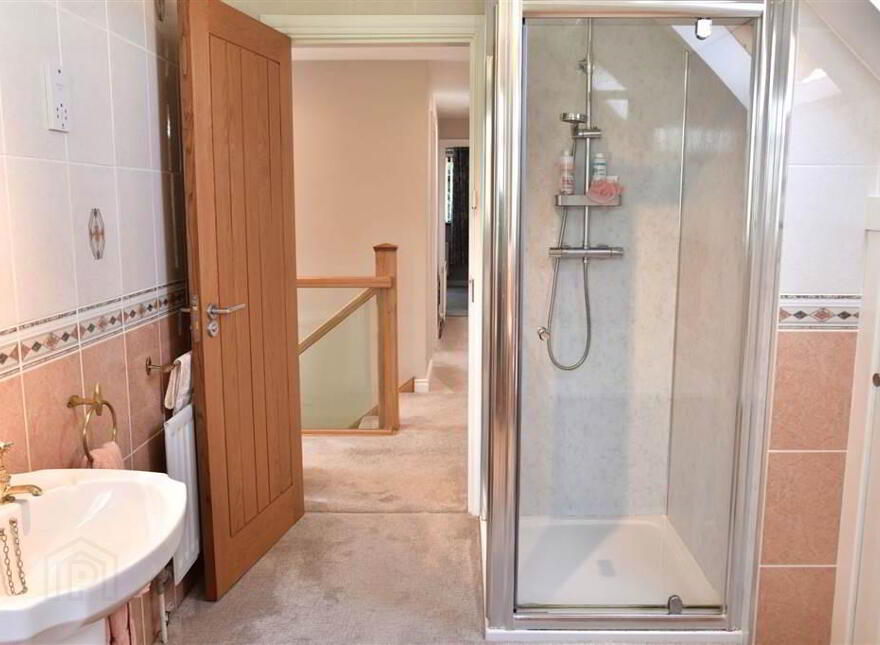 25 Quarrytown Road, Broughshane, BT43 7LB