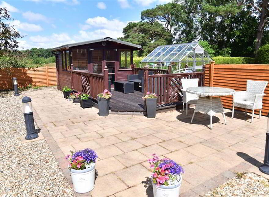 25 Quarrytown Road, Broughshane, BT43 7LB