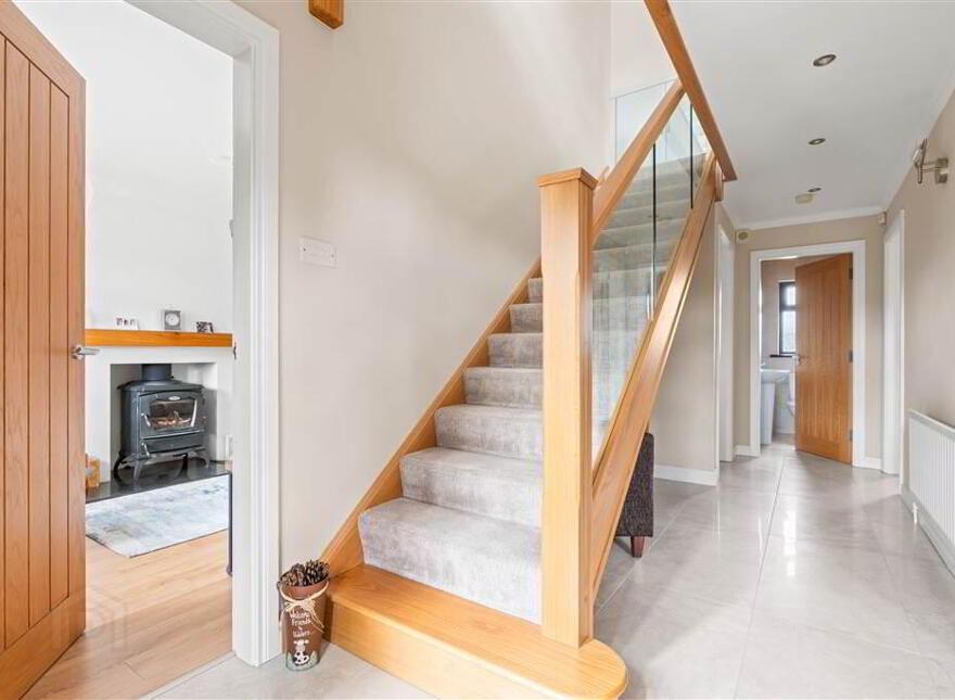 25 Quarrytown Road, Broughshane, BT43 7LB