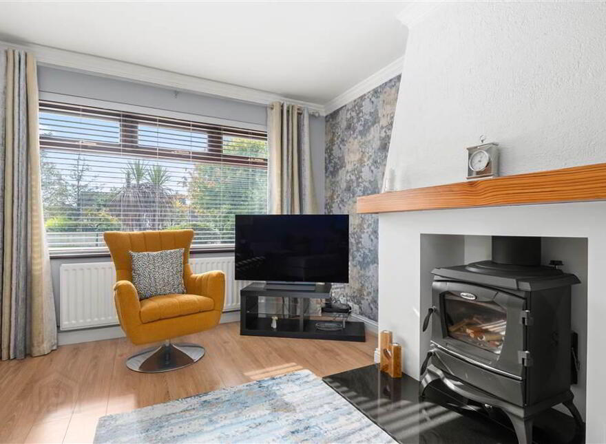 25 Quarrytown Road, Broughshane, BT43 7LB