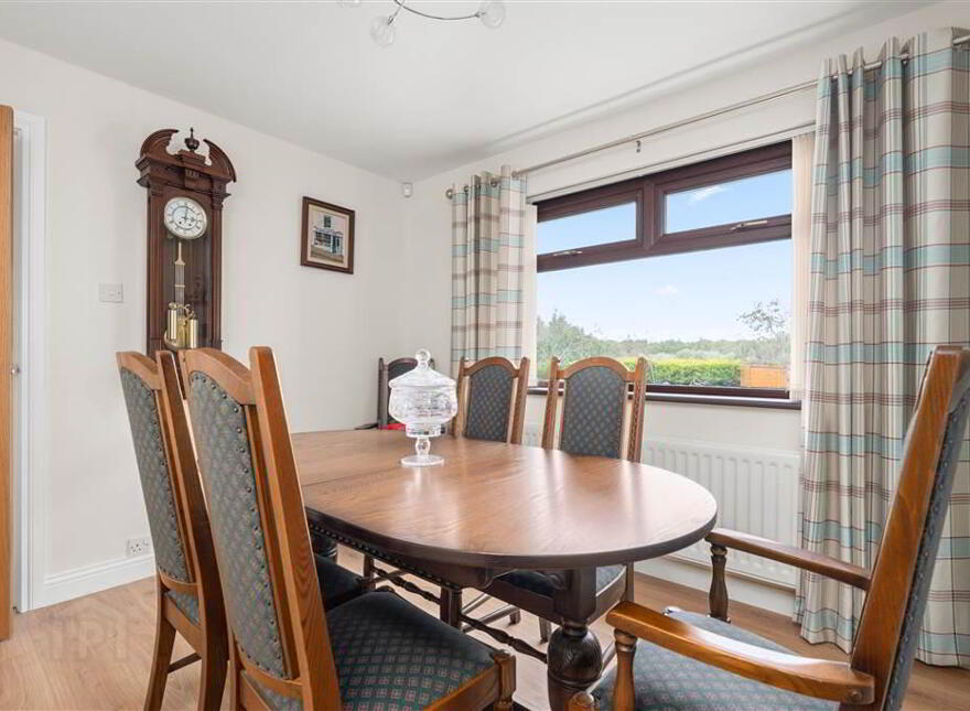 25 Quarrytown Road, Broughshane, BT43 7LB