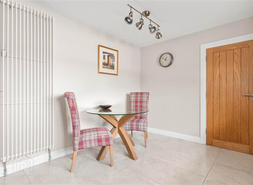 25 Quarrytown Road, Broughshane, BT43 7LB