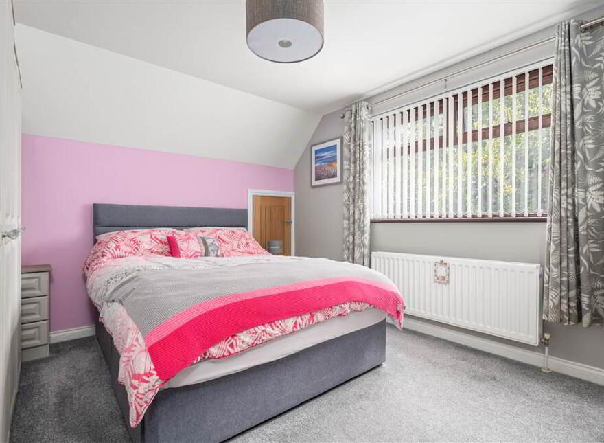25 Quarrytown Road, Broughshane, BT43 7LB