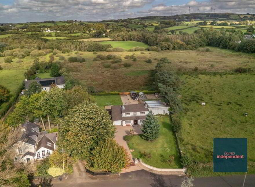25 Quarrytown Road, Broughshane, BT43 7LB