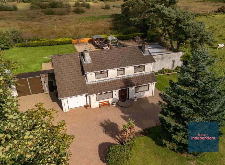 25 Quarrytown Road, Broughshane, BT43 7LB