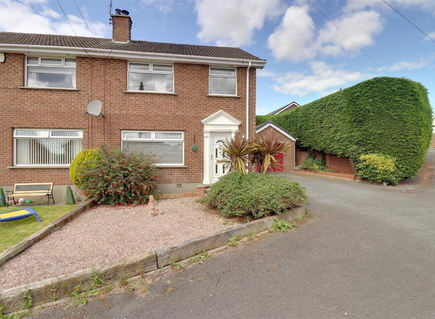 1a Beverley Crescent, Newtownards, BT23 7UN photo