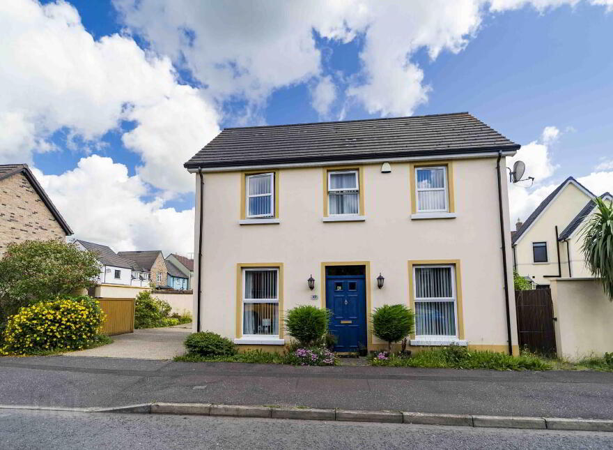 49 Lady Wallace Road, Lisburn, BT28 3WS photo