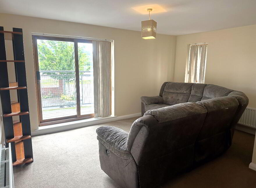 17 Cois Locha, Newry, BT35 8WE