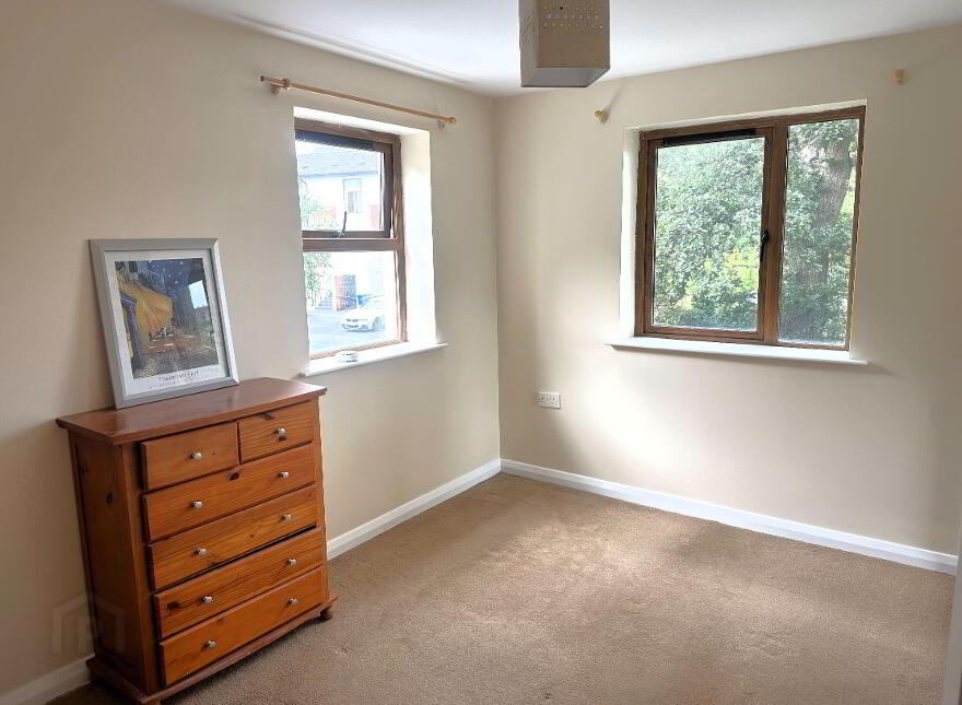 17 Cois Locha, Newry, BT35 8WE