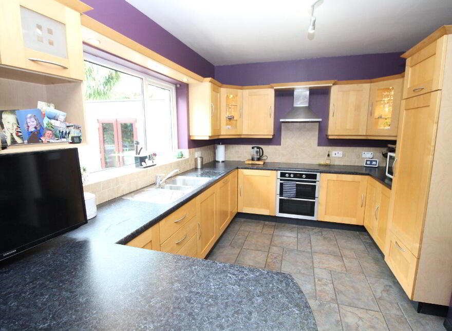 27 Copperwood Drive, Carrickfergus, BT38 9EX