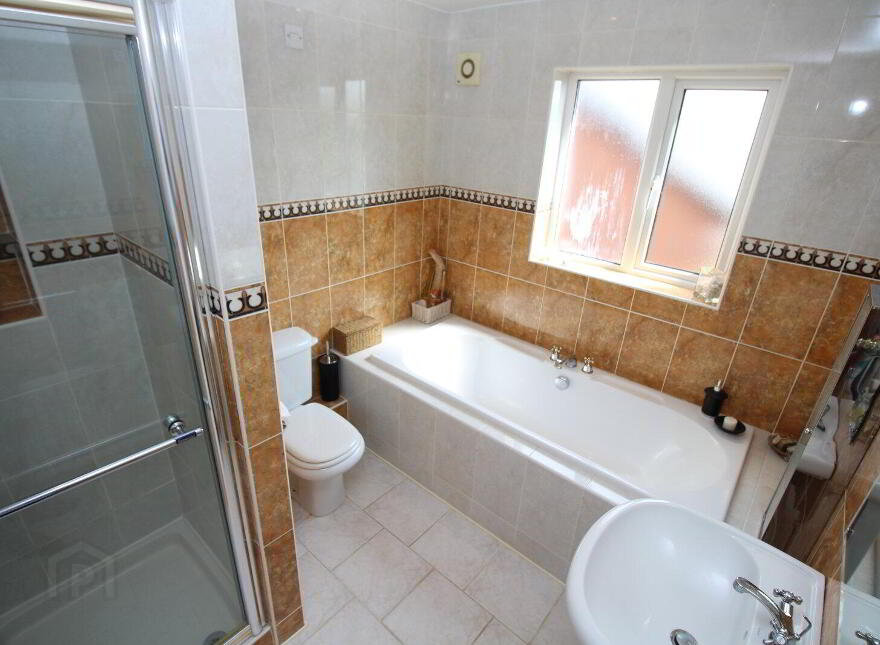 27 Copperwood Drive, Carrickfergus, BT38 9EX
