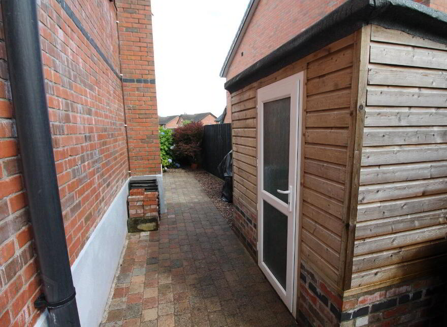 27 Copperwood Drive, Carrickfergus, BT38 9EX