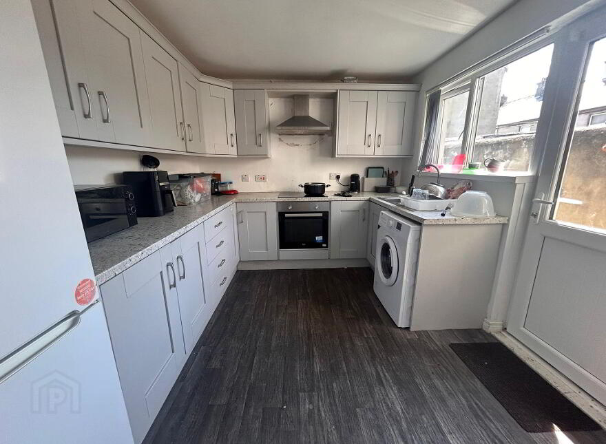 Room 2, Portmore Street, Portadown, Craigavon, BT62 3NF
