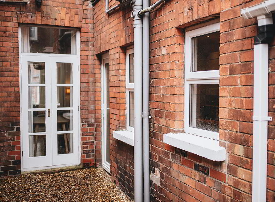 34 Elaine Street, Belfast, BT9 5AR