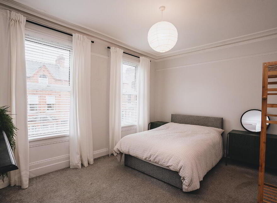 34 Elaine Street, Belfast, BT9 5AR