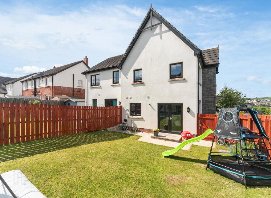 11 Coopers Mill Gardens, Dundonald, Belfast, BT16 1SF