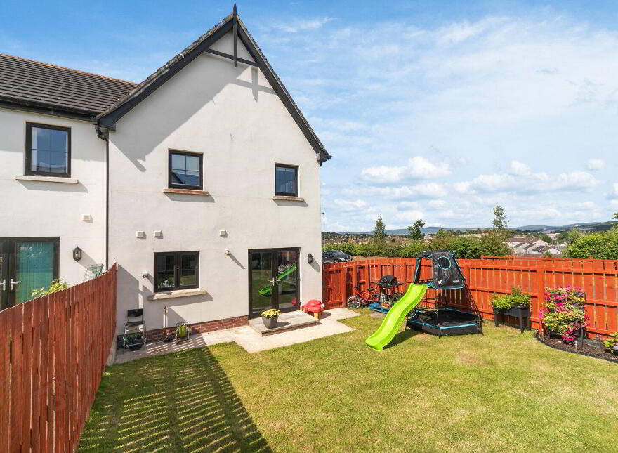 11 Coopers Mill Gardens, Dundonald, Belfast, BT16 1SF
