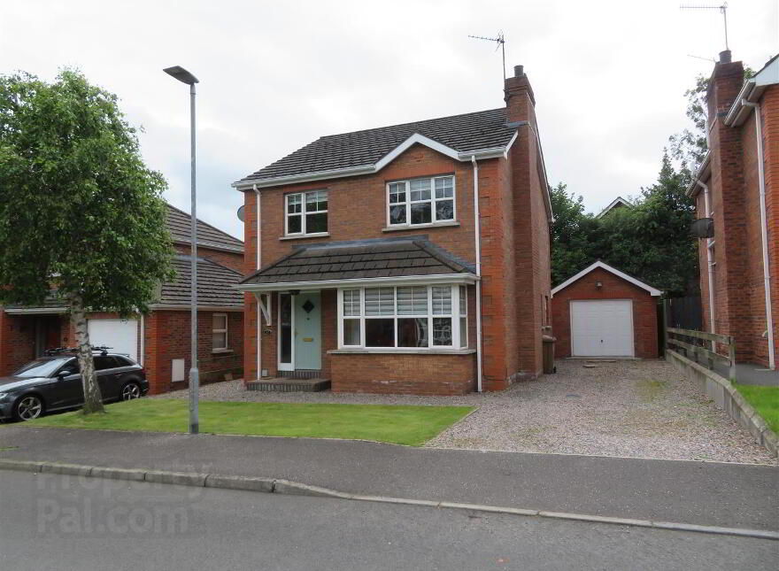 42 Weavers Lane, Waringstown, Craigavon, BT66 7UE photo
