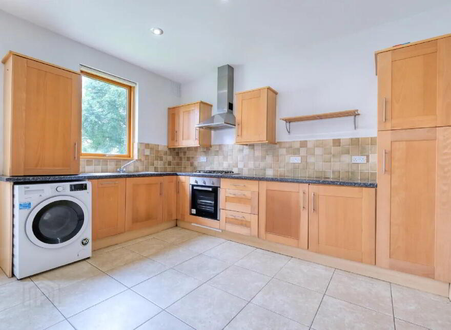 29 Saint Albans, Battery Road, N39HW21
