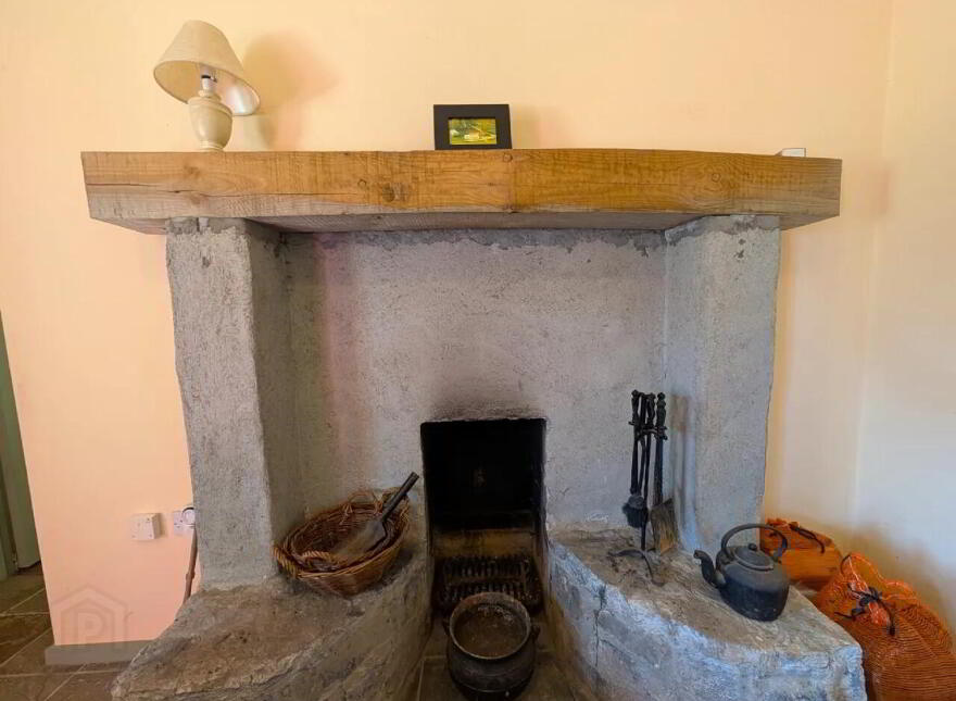 Feamore, Tulrahan, Claremorris, F12A6F2