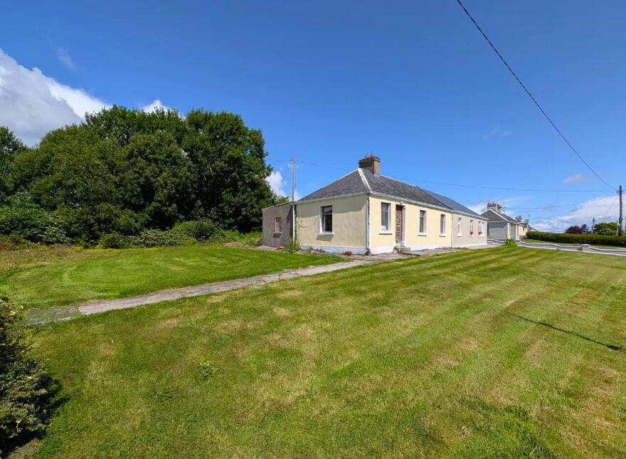 Rooskeybeg, Claremorris, F12YP90 photo