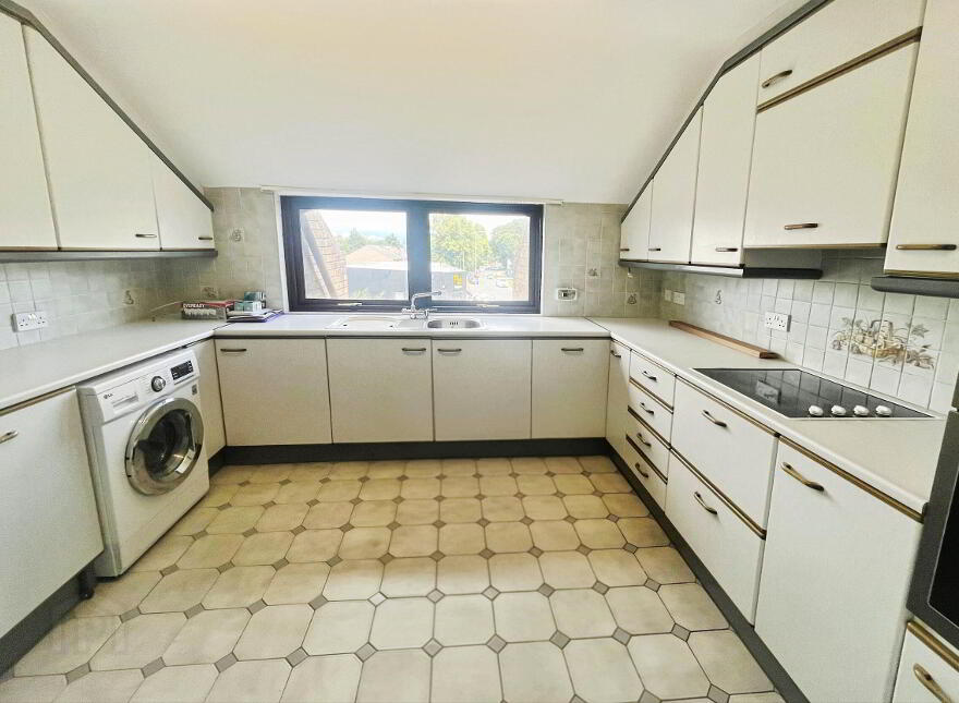9 Millvale Court, Hillsborough, BT26 6JZ