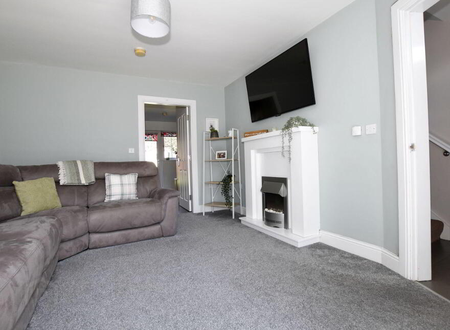 14 Sir Richard Wallace Road, Lisburn, BT28 3ZH