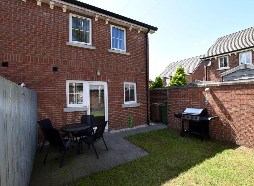 14 Sir Richard Wallace Road, Lisburn, BT28 3ZH