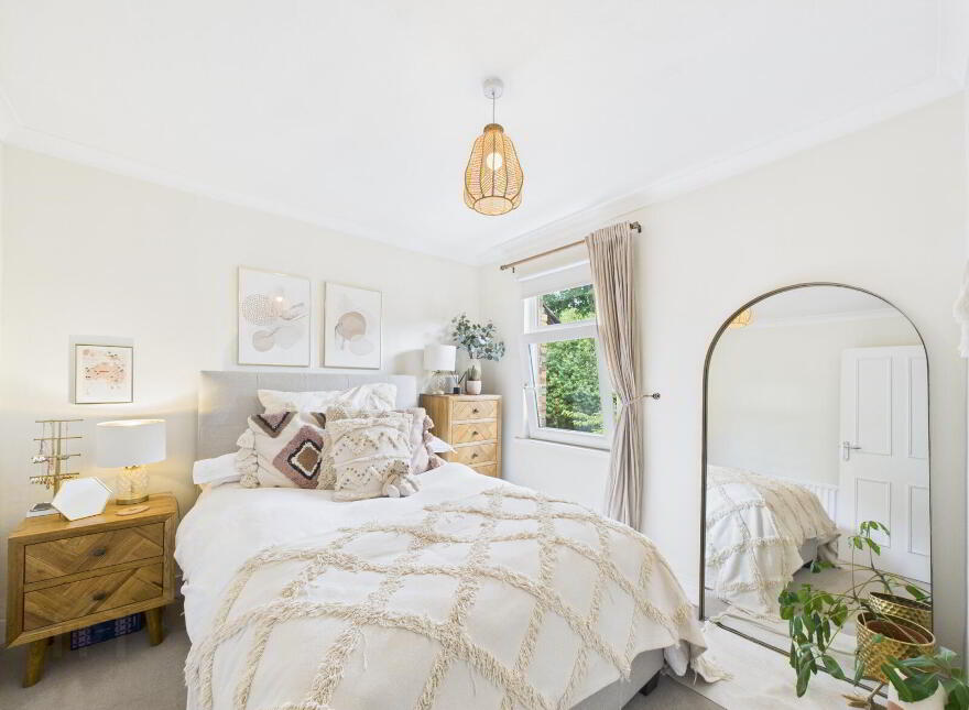 157 Parkgate Avenue, Belfast, BT4 1JD