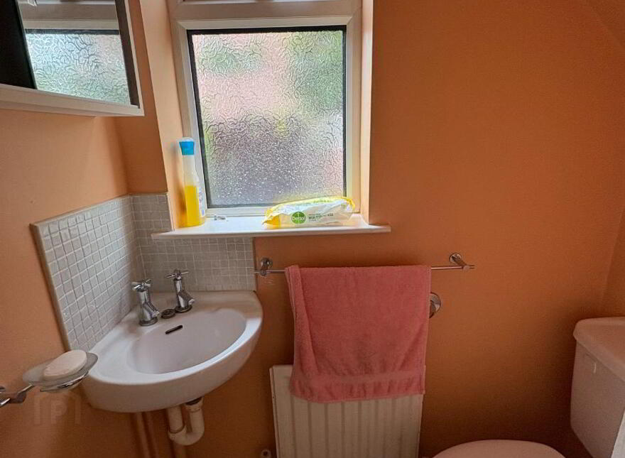 49 Carricklyn Avenue, Strabane, BT82 9BF