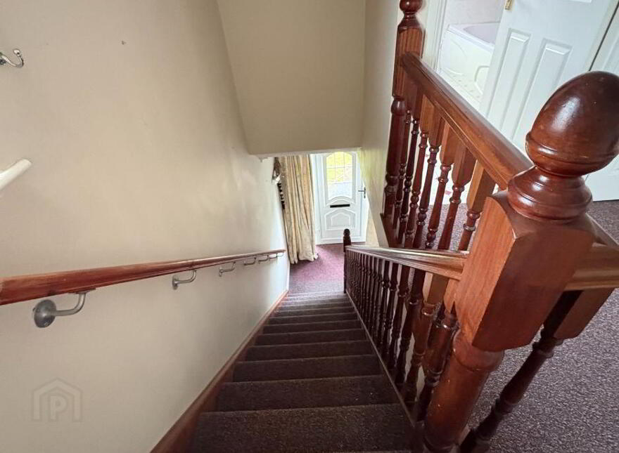 49 Carricklyn Avenue, Strabane, BT82 9BF