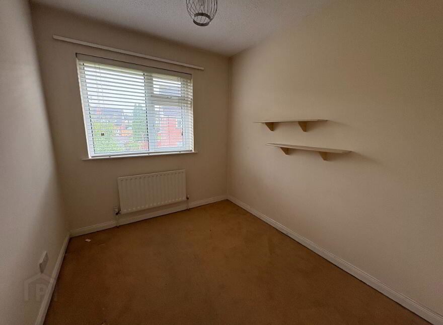 49 Carricklyn Avenue, Strabane, BT82 9BF