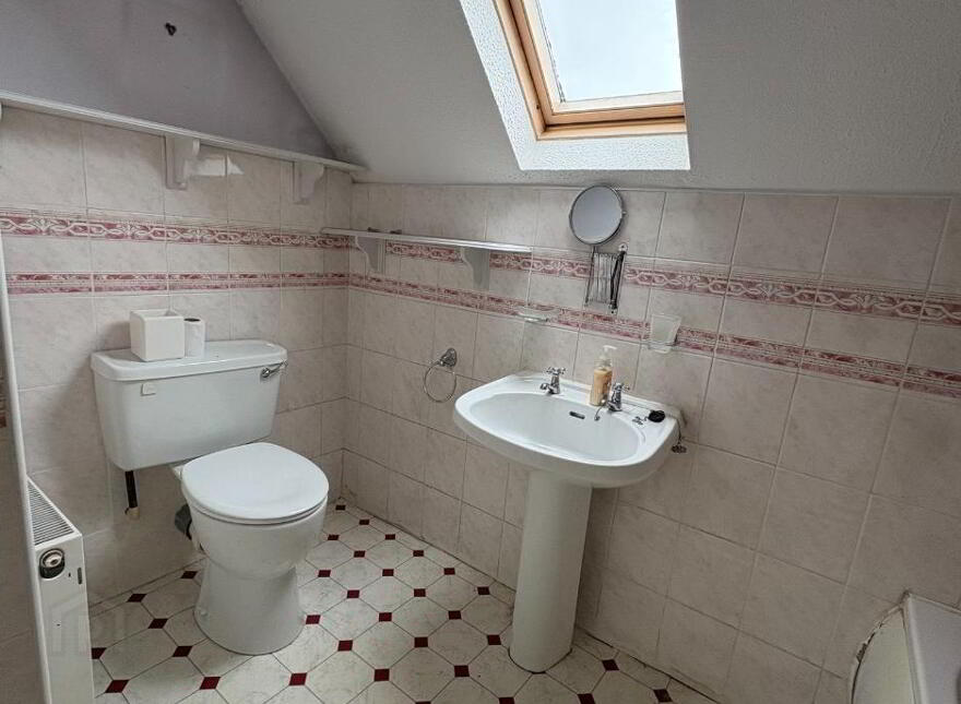 49 Carricklyn Avenue, Strabane, BT82 9BF