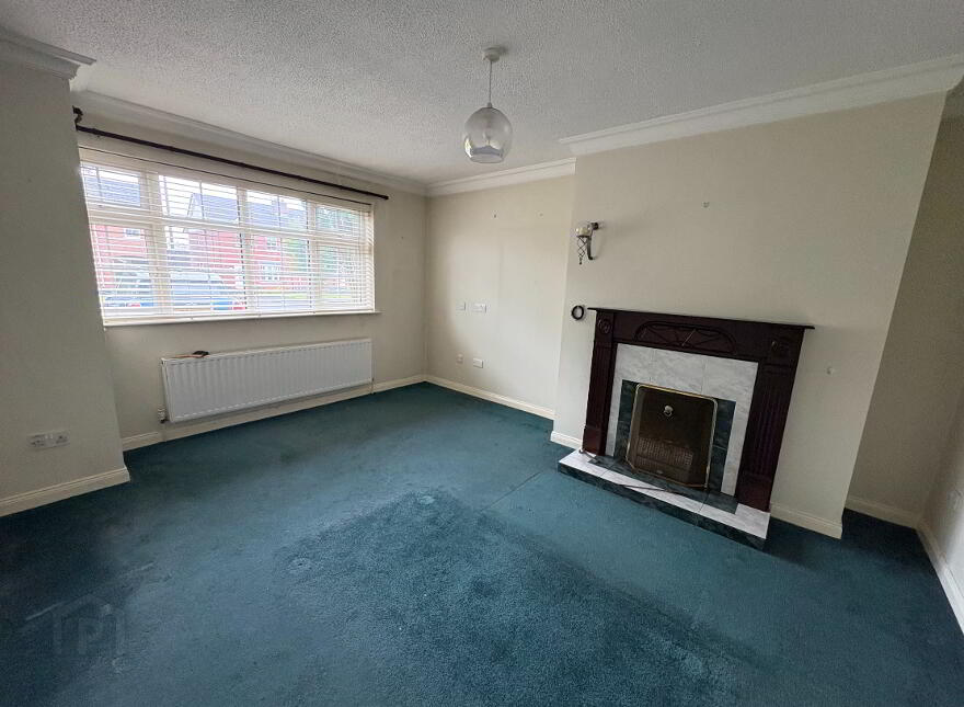 49 Carricklyn Avenue, Strabane, BT82 9BF