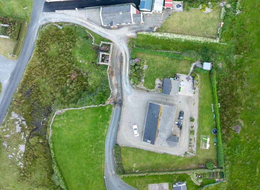 Tonbane, Kindrum, Fanad, F92E9K1