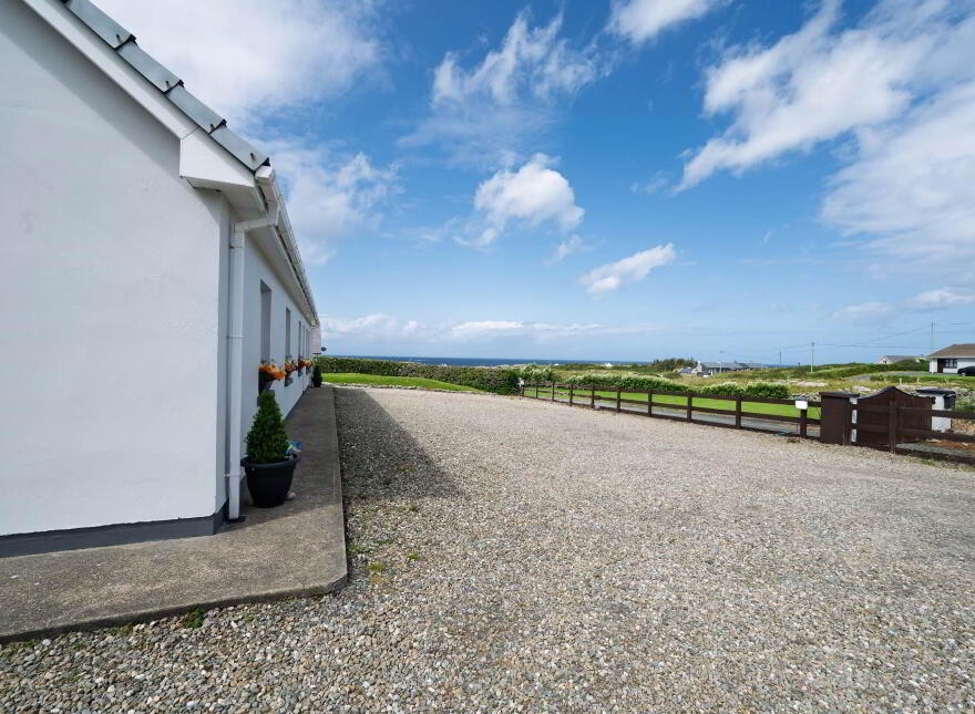 Tonbane, Kindrum, Fanad, F92E9K1