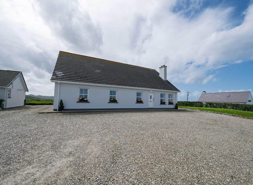 Tonbane, Kindrum, Fanad, F92E9K1