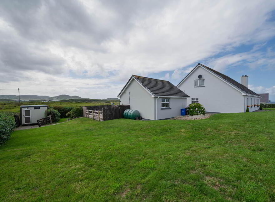 Tonbane, Kindrum, Fanad, F92E9K1