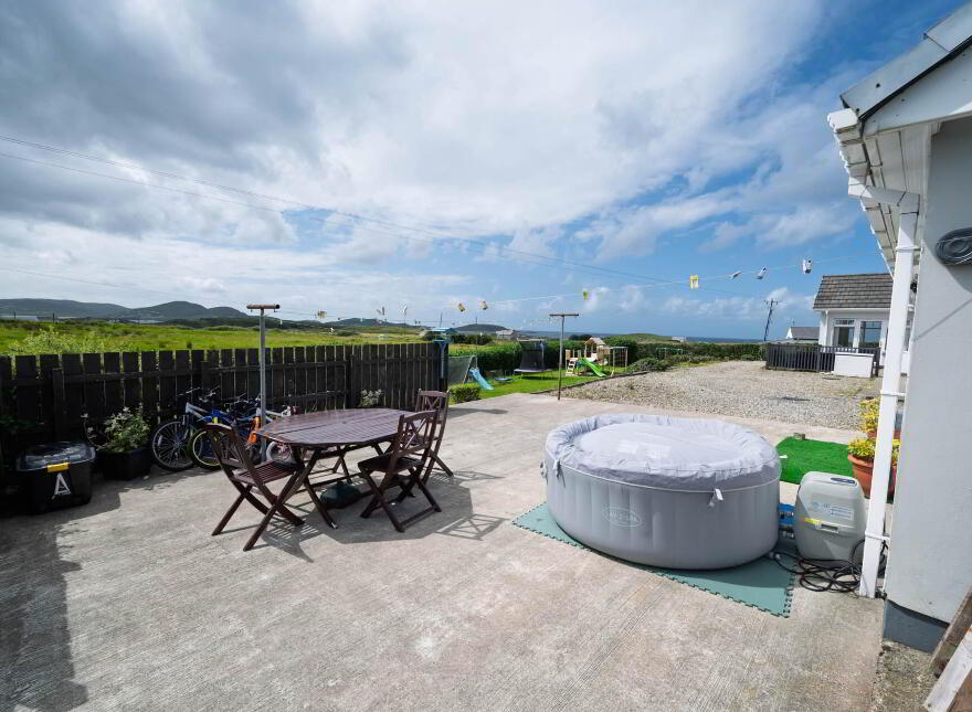 Tonbane, Kindrum, Fanad, F92E9K1