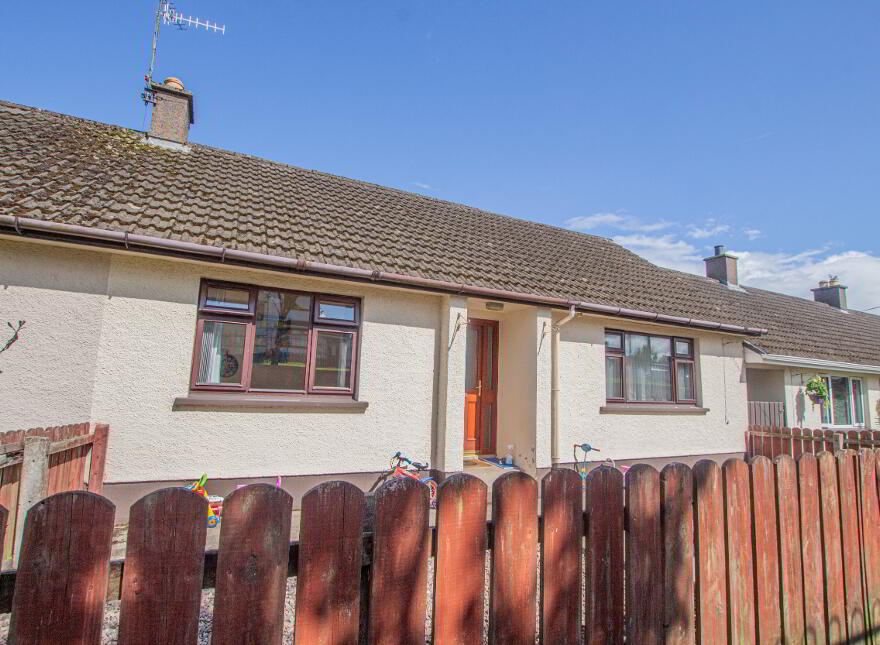 18 Parker Avenue, Castledawson, BT45 8AR photo