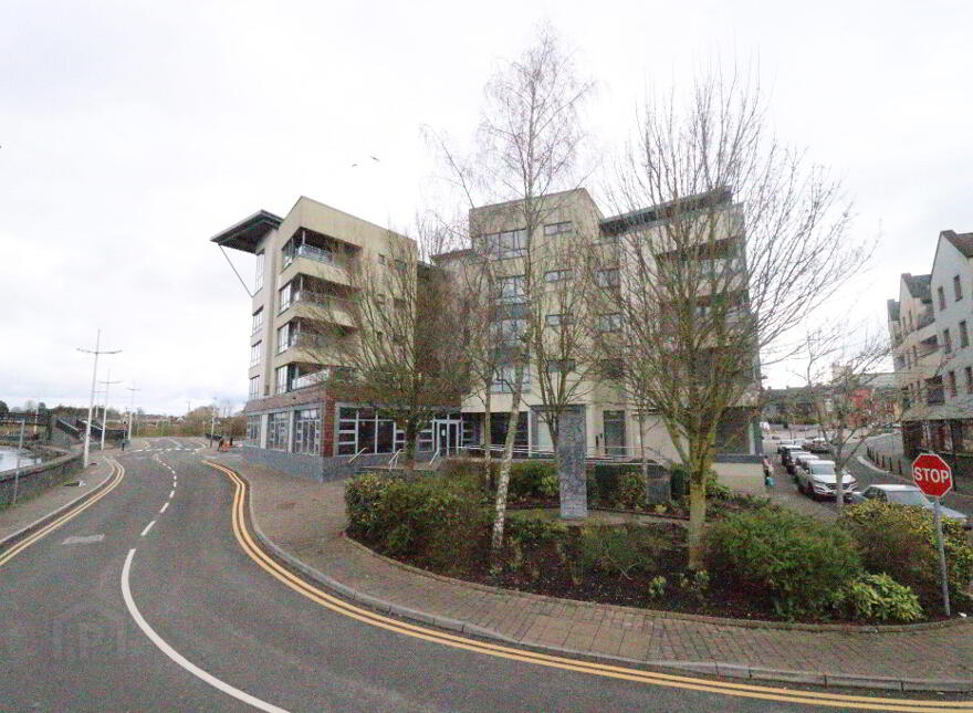 111 Riverdell, Haymarket