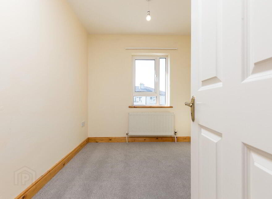15 Quinagh Green, Blackbog Road